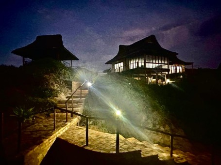AFRICAN TIDES LODGE